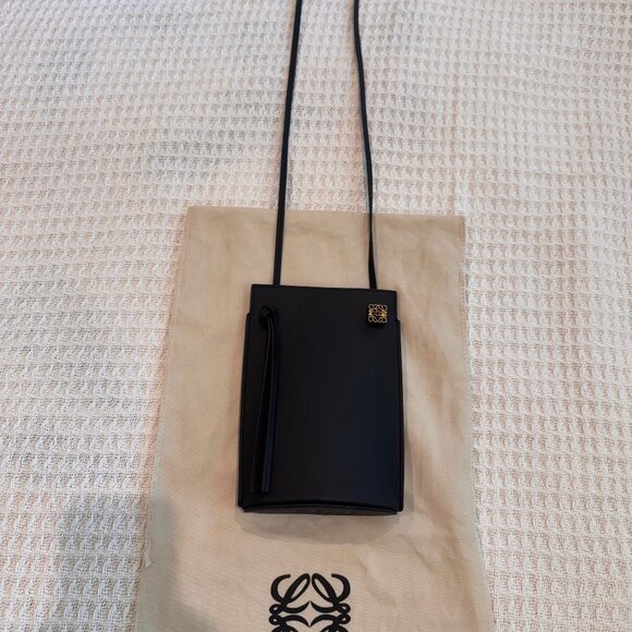 Loewe Dice Pocket (Smooth Calfskin) Dice Pocket: Black and Gold - Picture 6 of 8